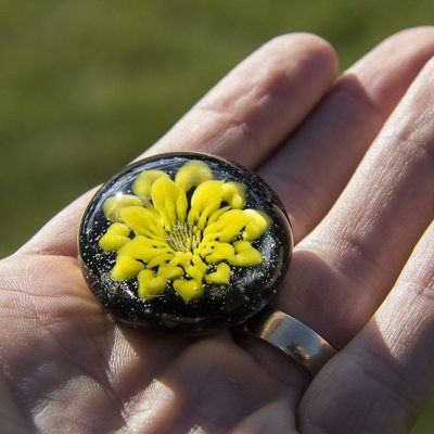 Sunshine Flower Glass Weight